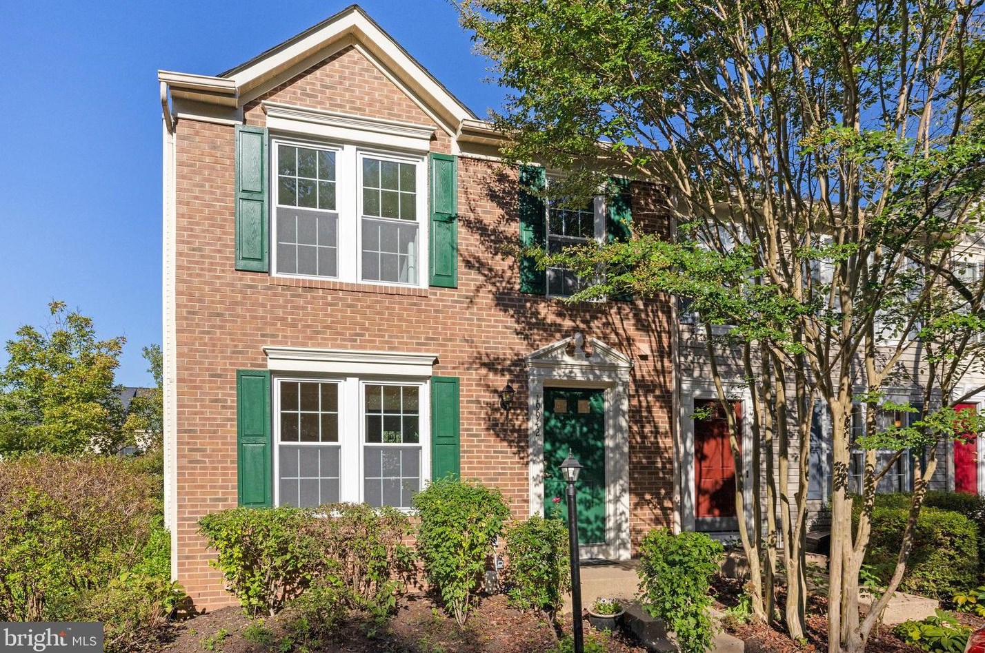 19942 Upland Ter, Ashburn, VA 20147-2757