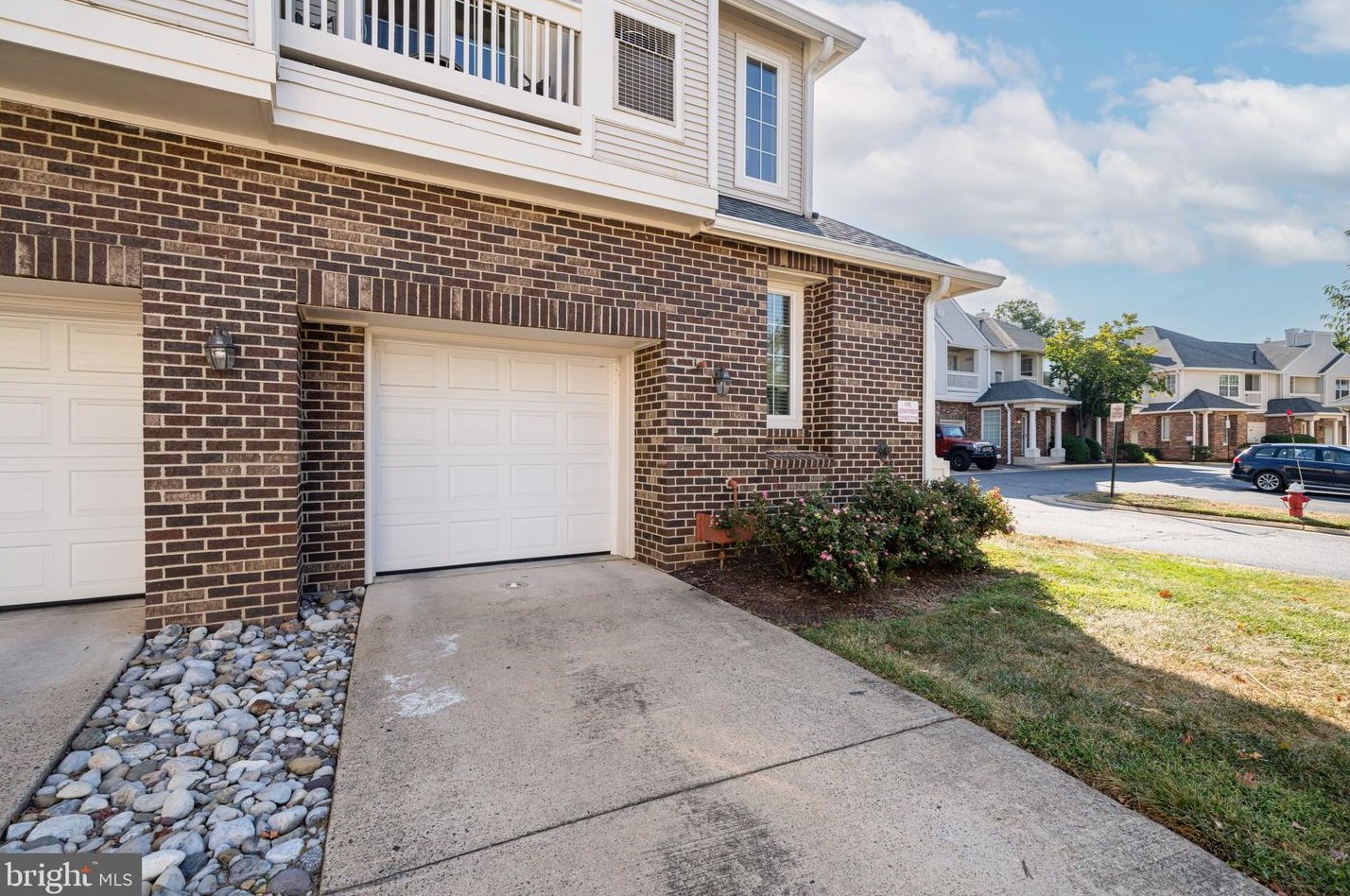 45090 Brae Ter #204, Ashburn, VA 20147