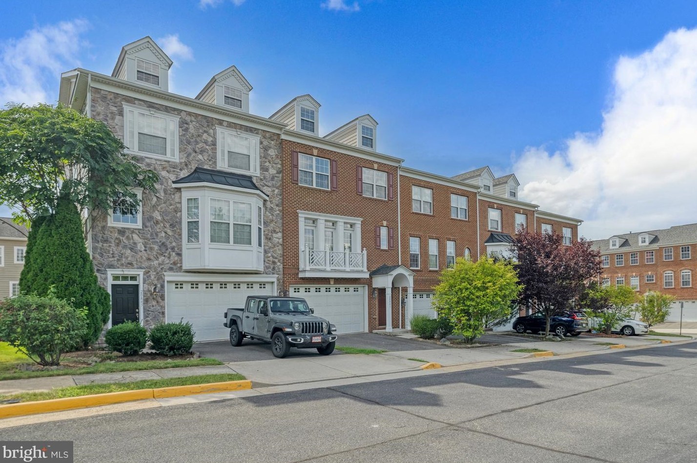20841 Houseman Ter, Ashburn, VA 20148-4330