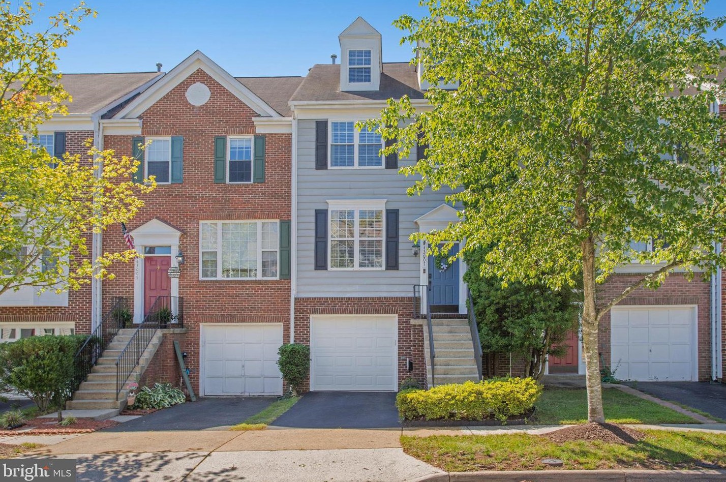 43007 Beachall St, Fairfax, VA 20152-2017