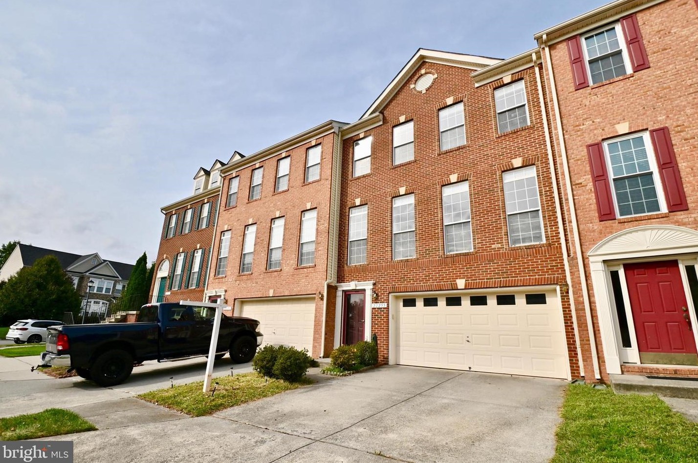 22255 Waterberry Ter, Ashburn, VA 20148-7505