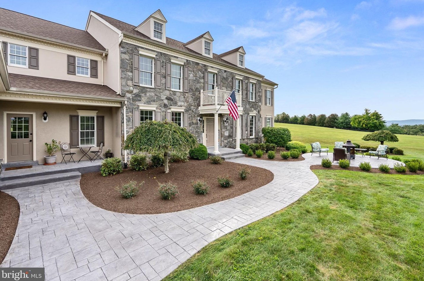 15097 Barlow Dr, Waterford, VA 20197-1254