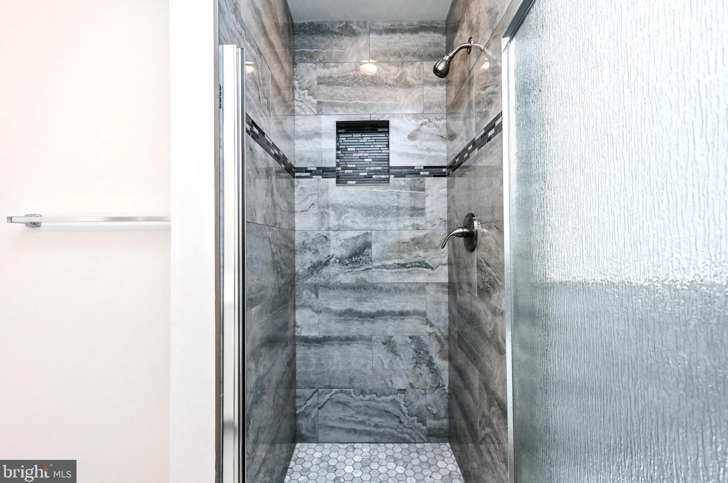 43469 Postrail Sq, Ashburn VA  20147-4632 exterior