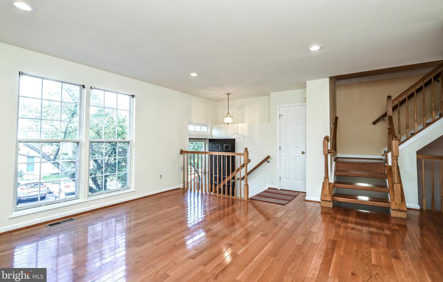 43469 Postrail Sq, Ashburn VA  20147-4632 exterior