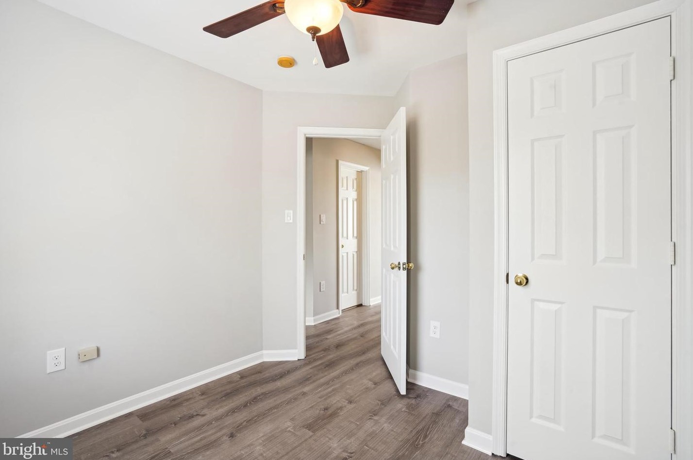 22989 Whitehall Ter, Dulles VA  exterior