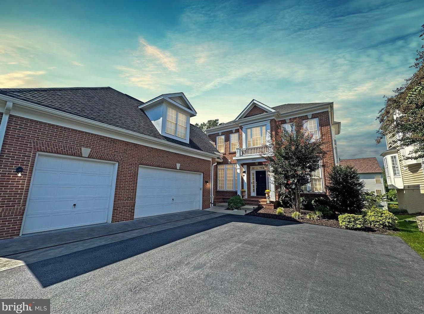 18349 Mid Ocean Pl, Leesburg, VA 20176