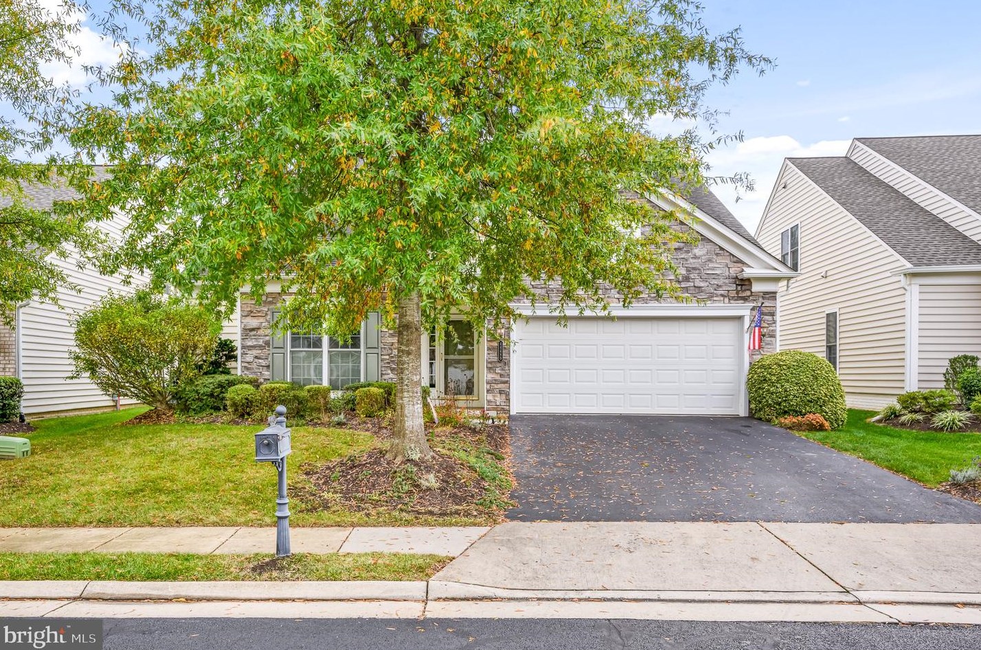 44489 Blueridge Meadows Dr, Ashburn, VA 20147-2895