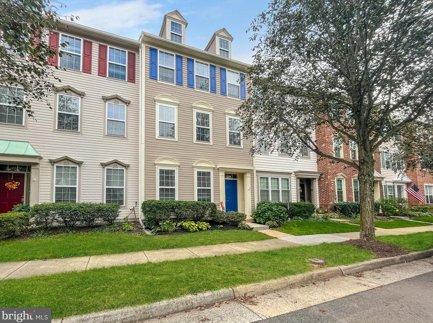 43101 Demerrit St, Fairfax, VA 20152-4483