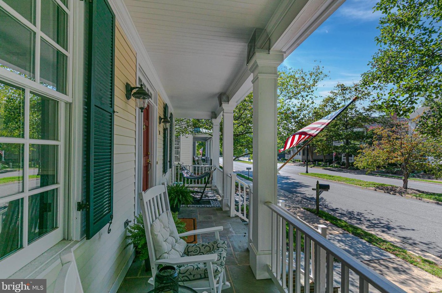 10 Memorial Dr Nw, Leesburg, VA 20176