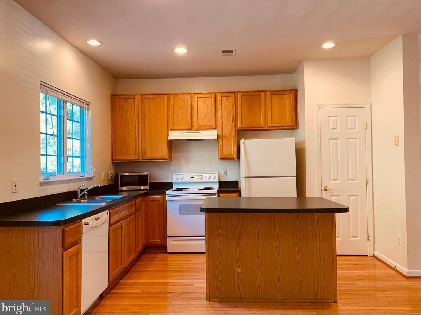 43044 Sherbrooke Ter, Leesburg, VA 20176