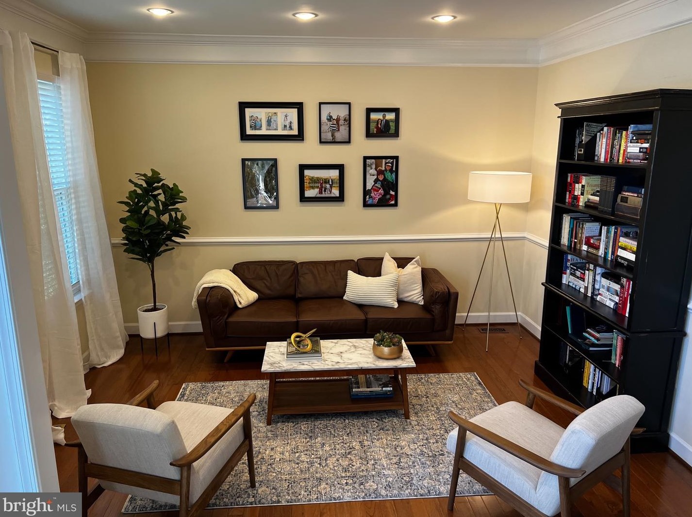 46812 Backwater Dr, Dulles, VA 20164-8611