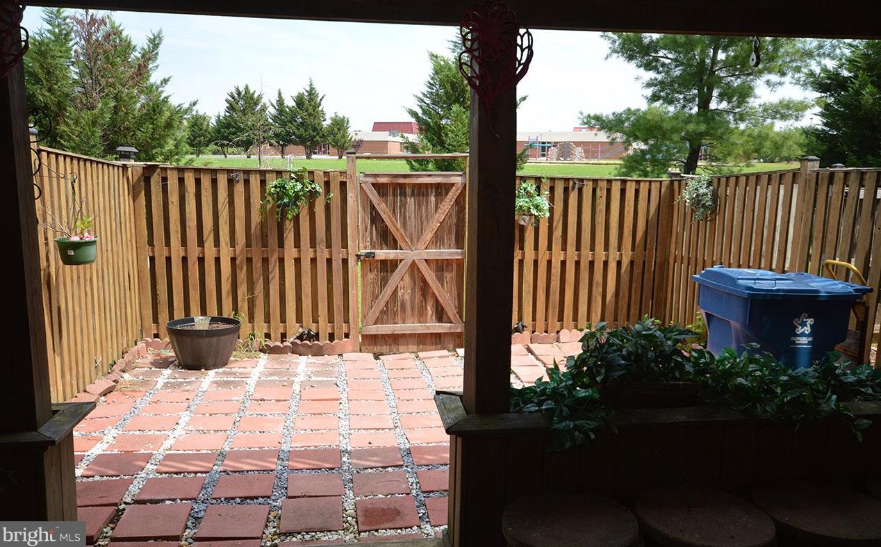 43972 Kitts Hill Ter, Ashburn, VA 20147
