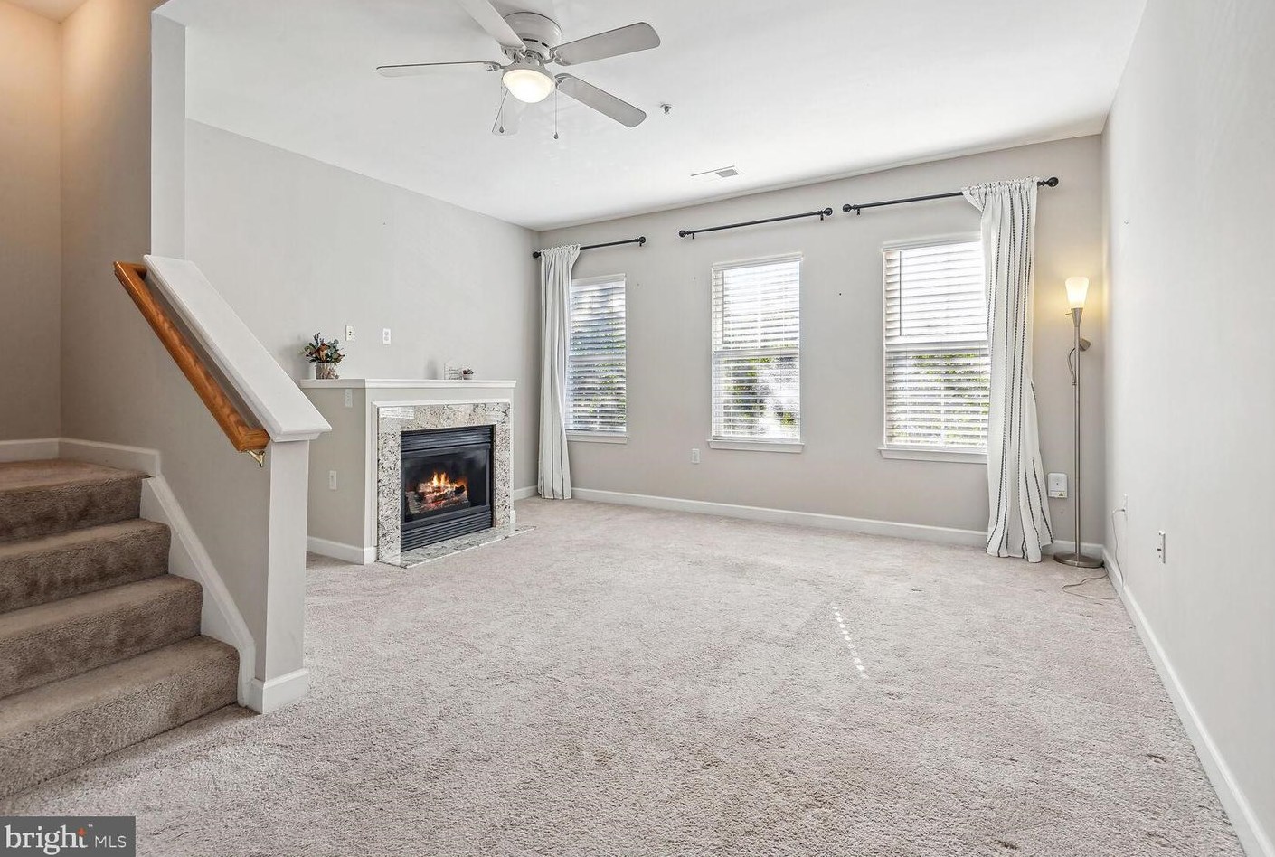 42466 Hollyhock Ter, Ashburn, VA 20148-6986