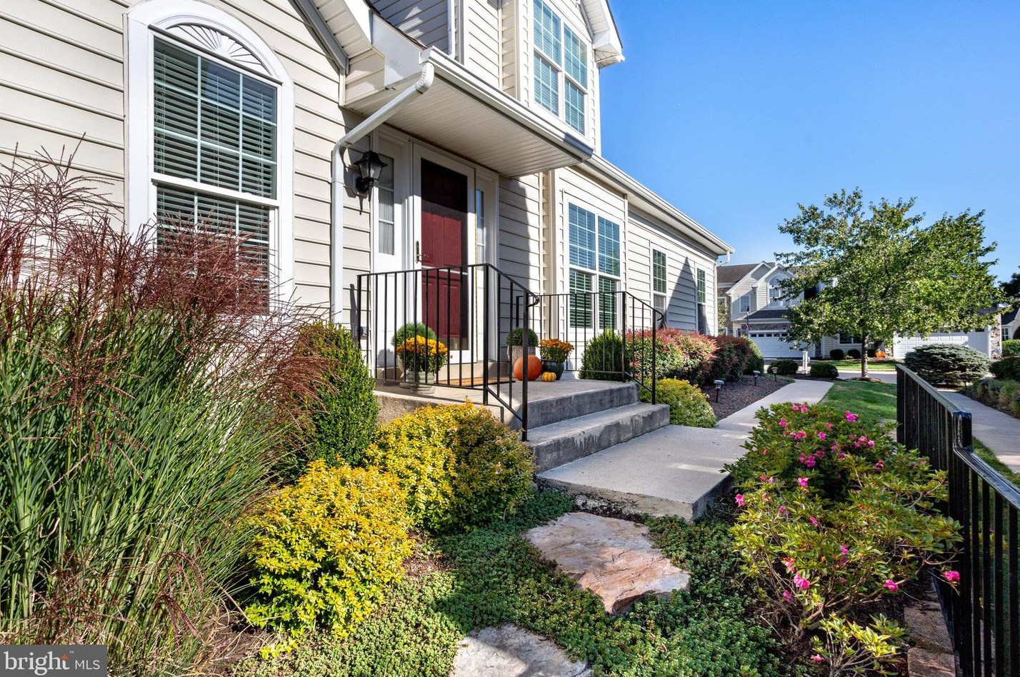 19925 Mizner Ter, Ashburn, VA 20147-5254