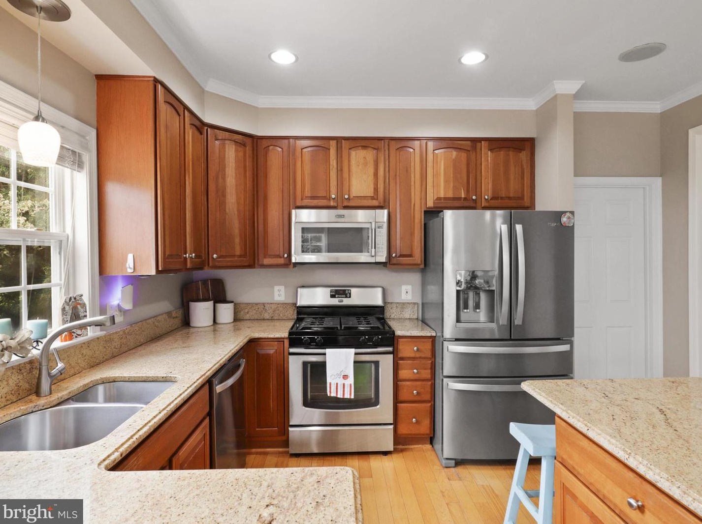 25374 Vacation Pl, Stone Ridge, VA 20105-3400