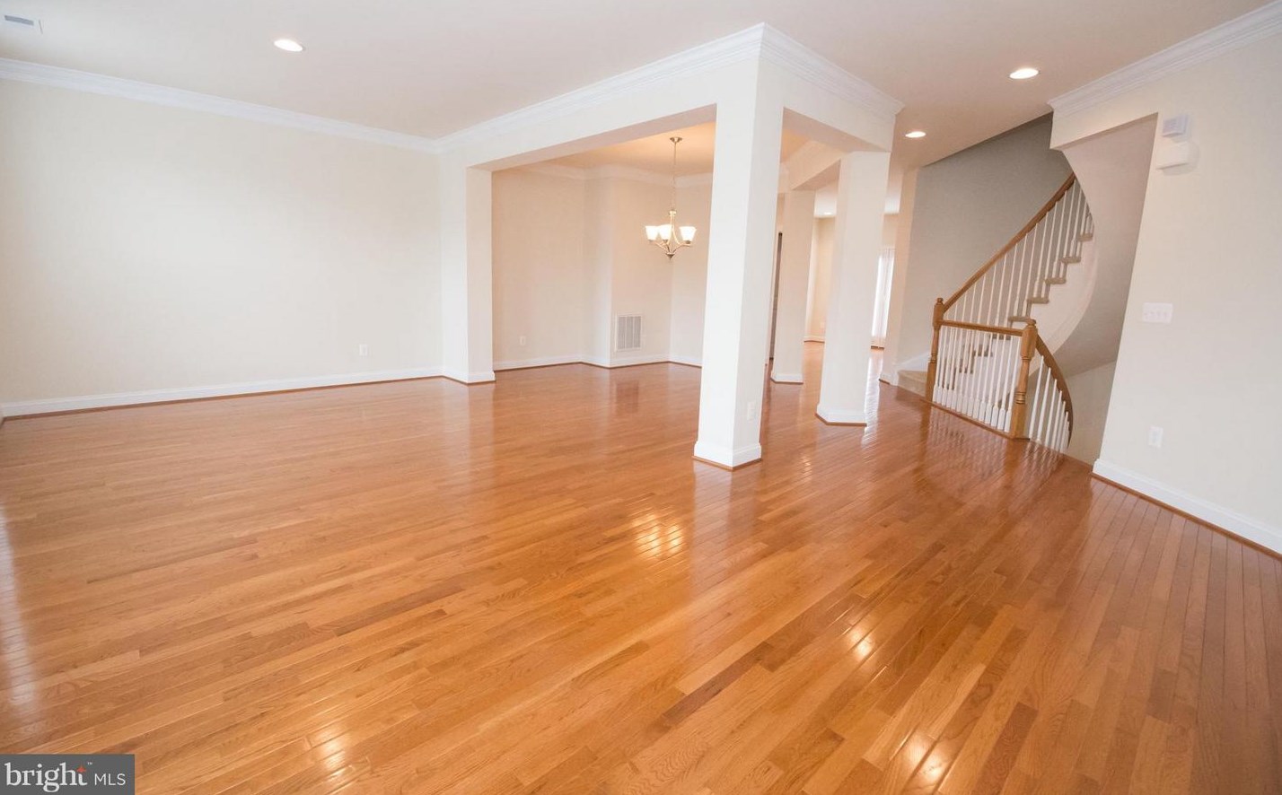 22227 Falling Ter, Ashburn, VA 20148