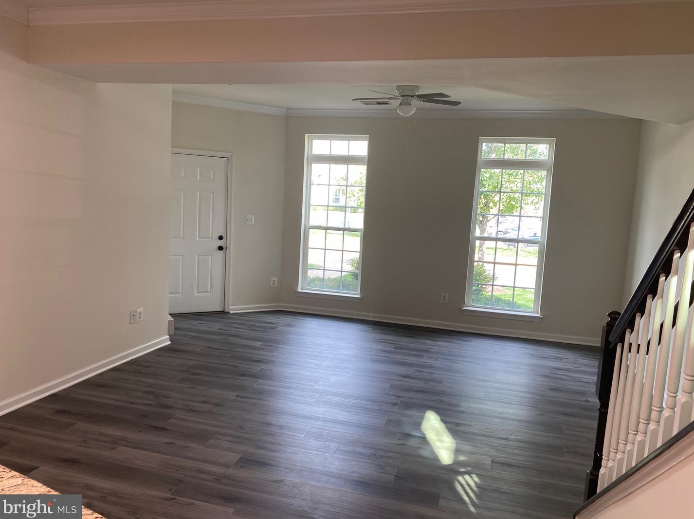 42579 Burbank Ter, Dulles VA  20166-2681 exterior