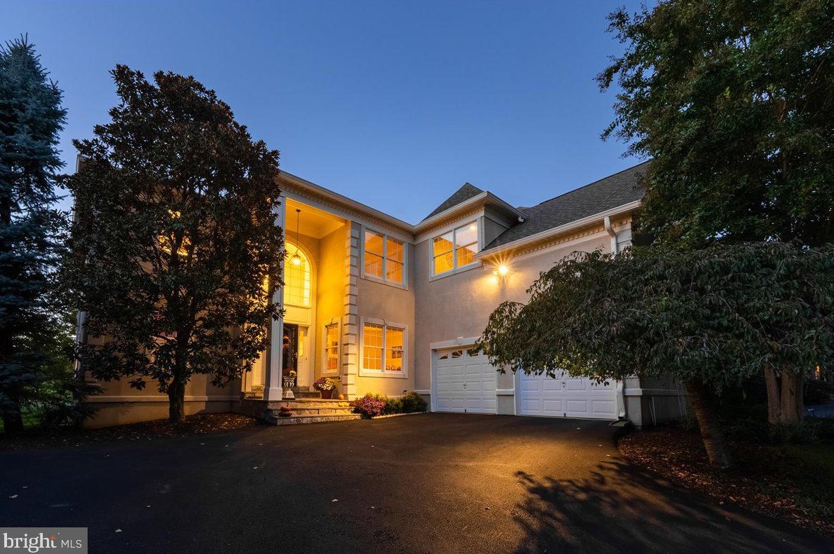 19801 Bethpage Ct, Ashburn, VA 20147