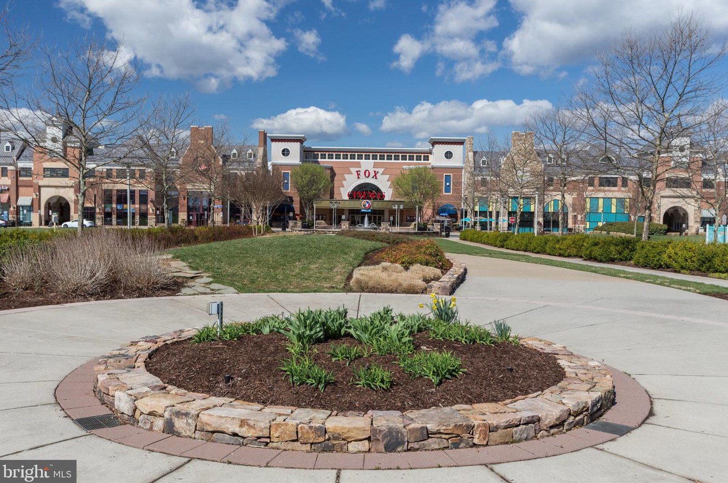 23419 Epperson Sq, Ashburn VA  20148-7428 exterior