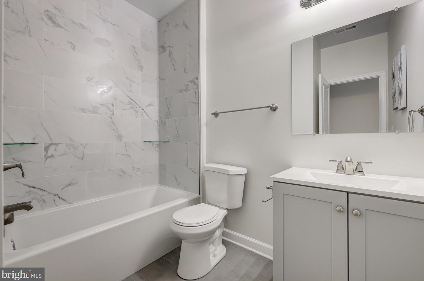 23419 Epperson Sq, Ashburn VA  20148-7428 exterior