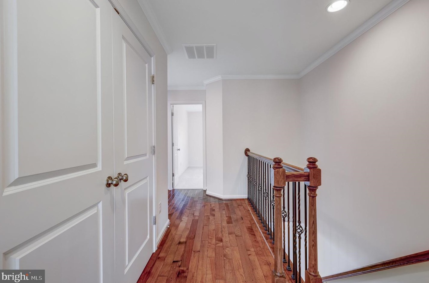 23419 Epperson Sq, Ashburn VA  20148-7428 exterior