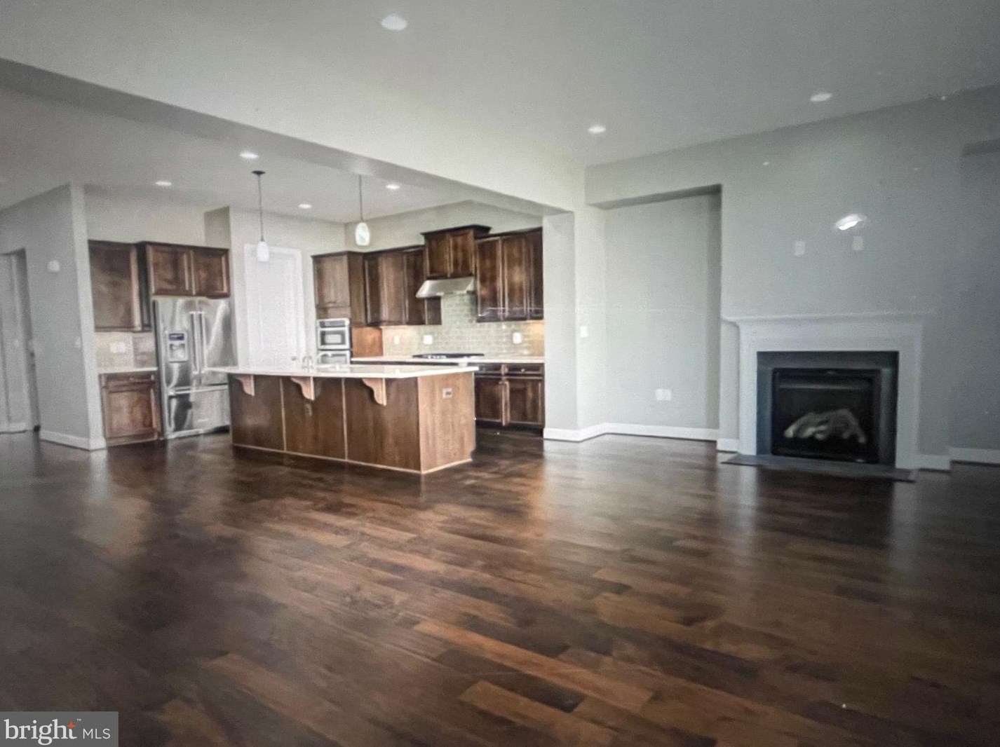 42606 Dreamweaver Dr, Ashburn, VA 20148