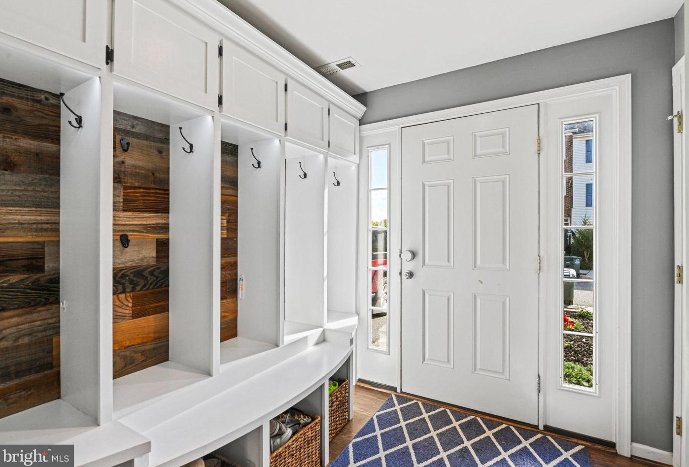 25427 Elm Ter, Stone Ridge, VA 20105-3500