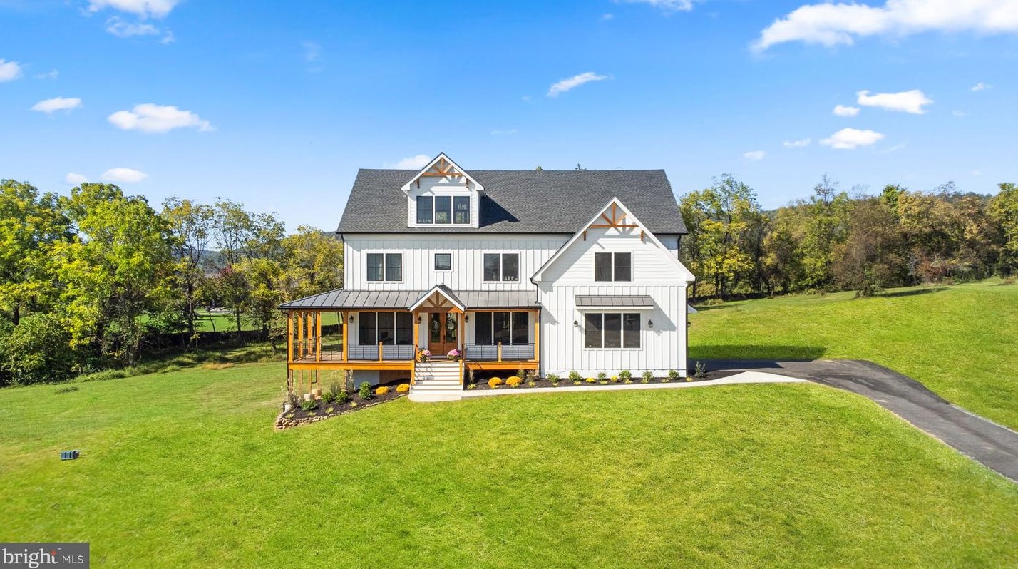 34813 Apple Pride Ct, Round Hill, VA 20141