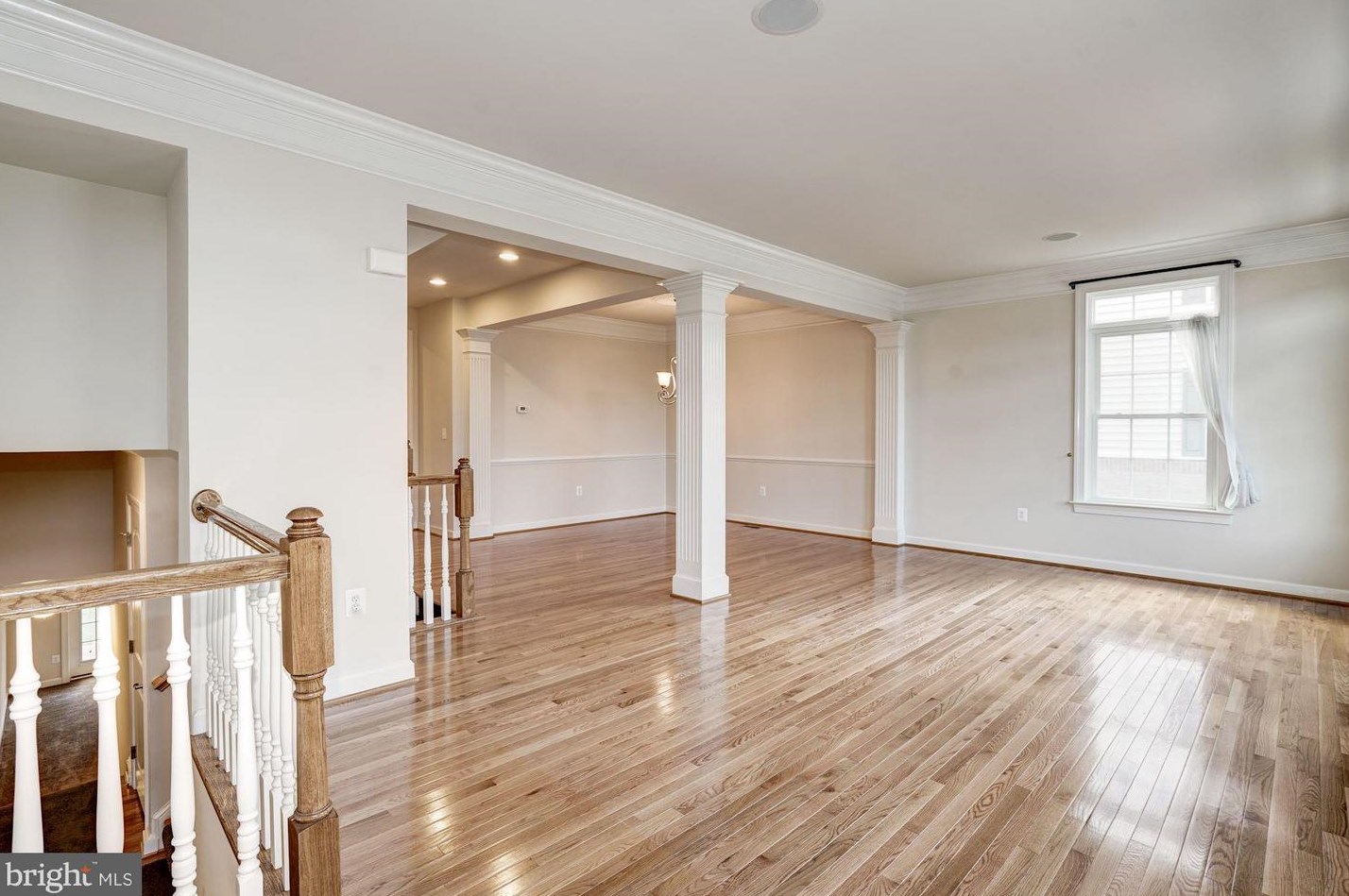 42617 Offenham Ter, Fairfax, VA 20152