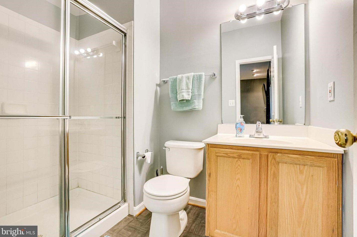 46683 Cavendish Sq, Sterling VA  20165-4324 exterior