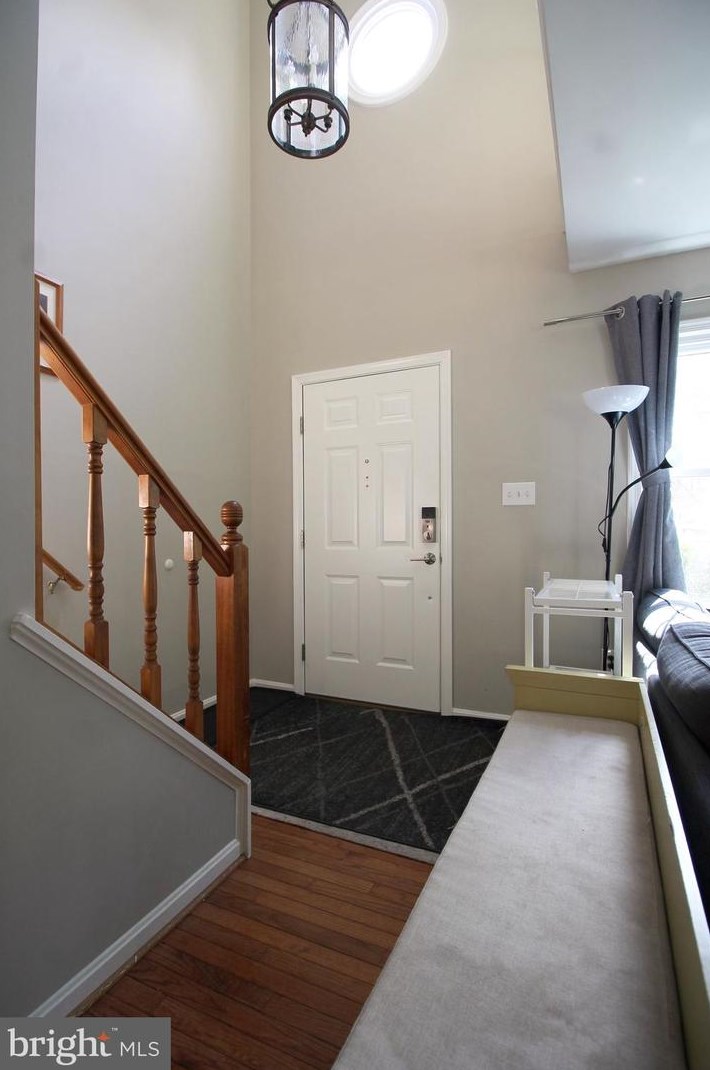 21039 Emerson Ct, Dulles VA  20164-2435 exterior