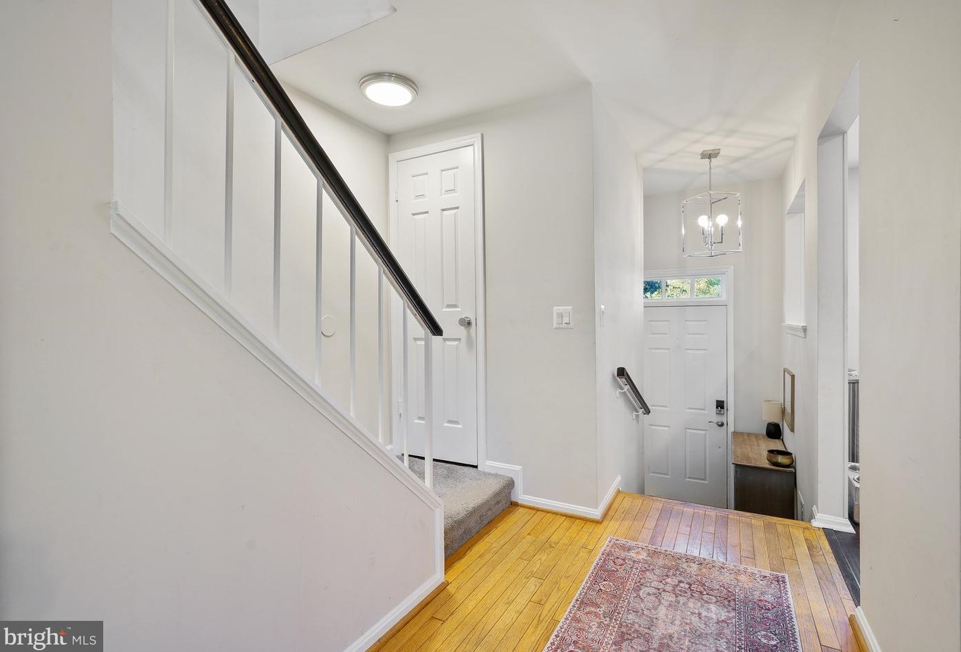 405 Davis Ave Sw, Leesburg, VA 20175