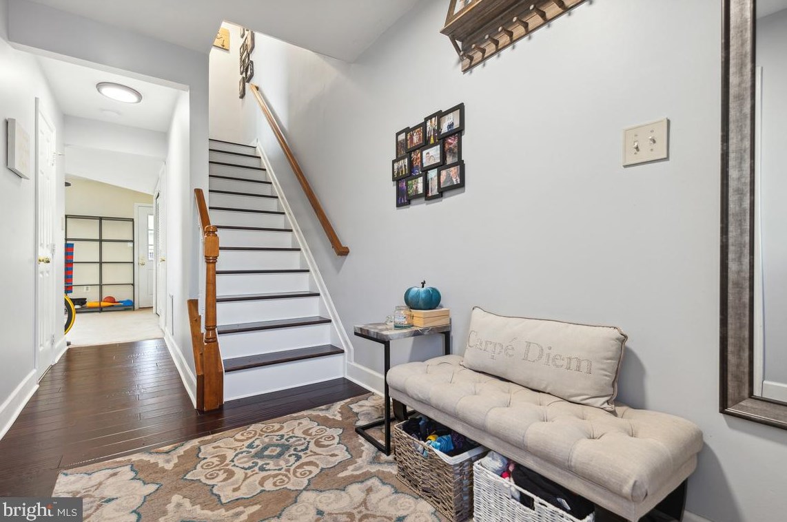20863 Apollo Ter, Ashburn, VA 20147-2827