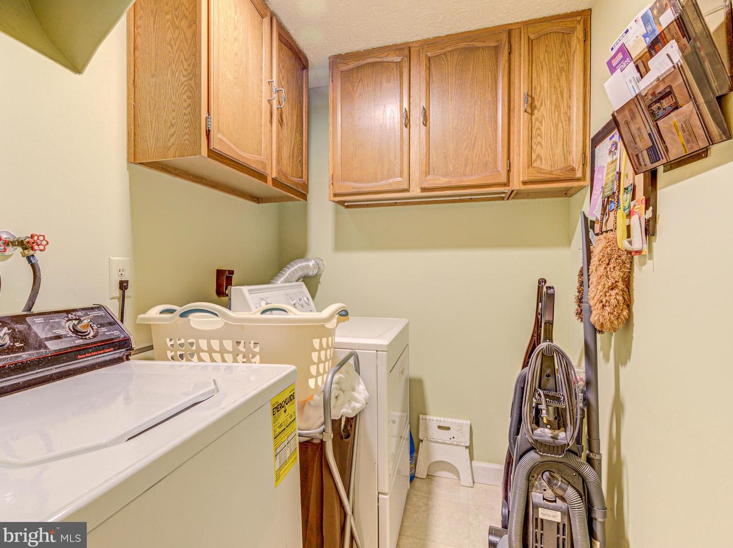 117 Caragana Ct, Dulles VA  20164-2831 exterior