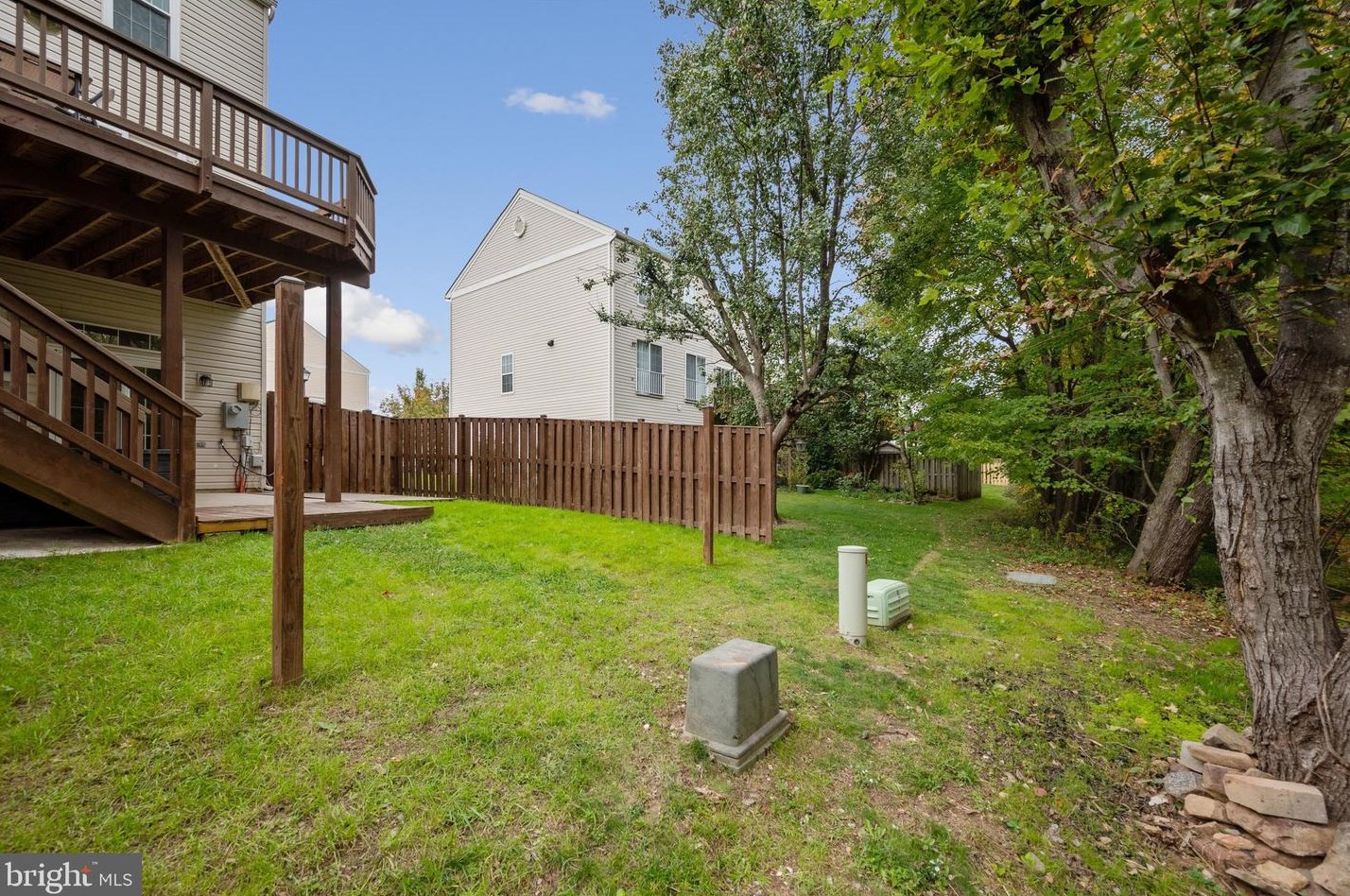22340 Great Trail Ter, Dulles VA  20164-5228 exterior
