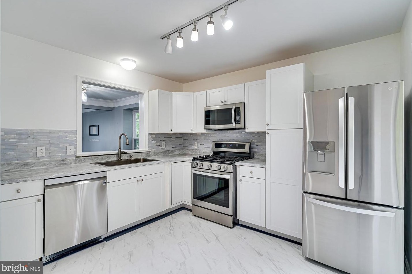 367 Bridle Crest Sq Ne, Leesburg, VA 20176