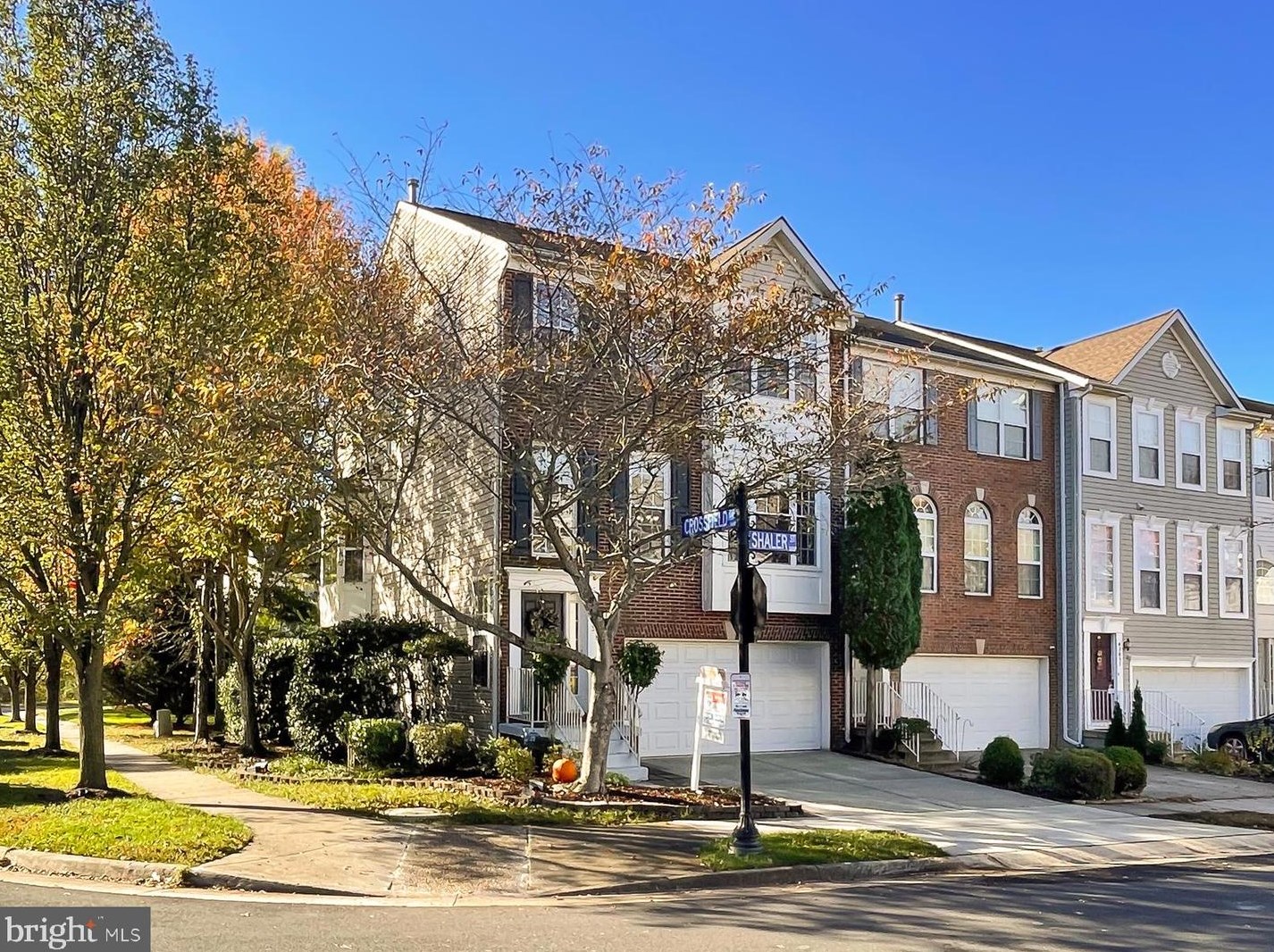 42843 Shaler St, Fairfax, VA 20152