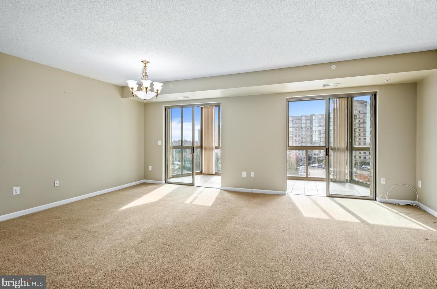 19365 Cypress Ridge Ter #315, Leesburg, VA 20176