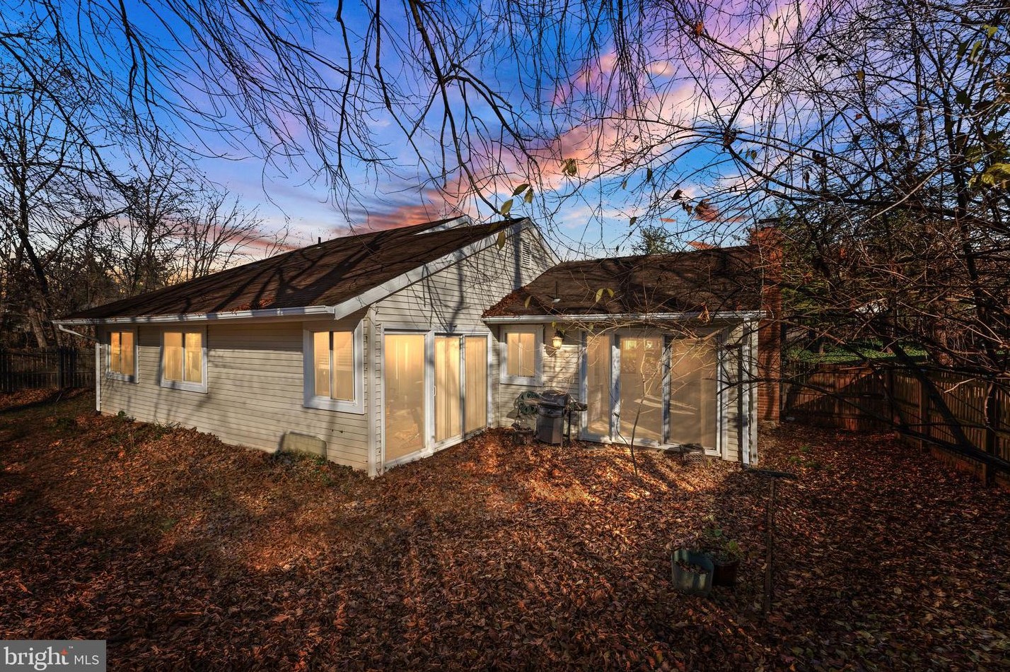 445 Sugarland Run Dr, Dulles VA  20164-1175 exterior