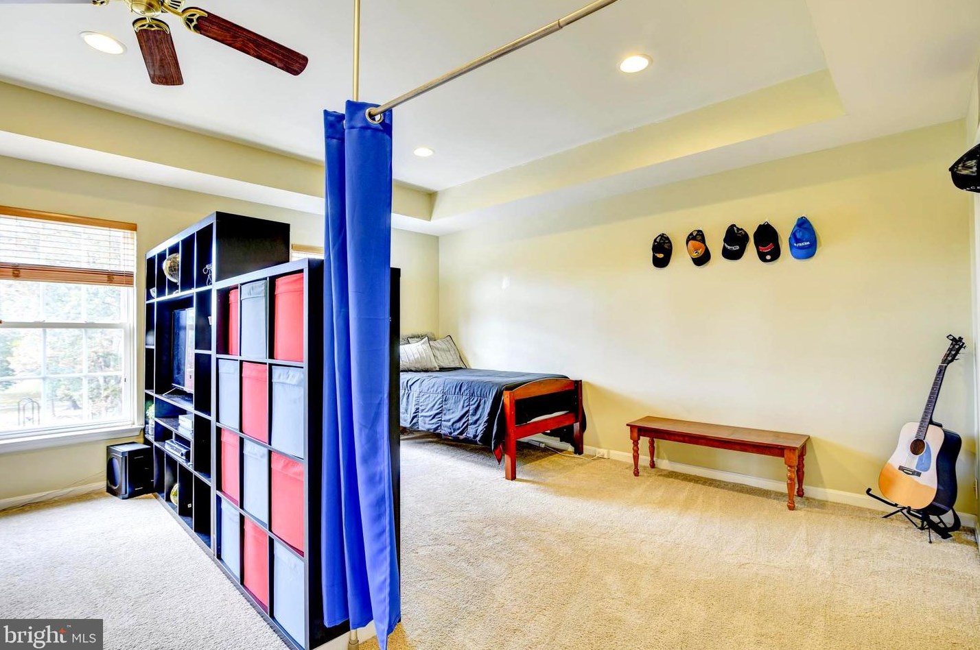 42494 Legacy Park Dr, Ashburn VA  20148-5616 exterior