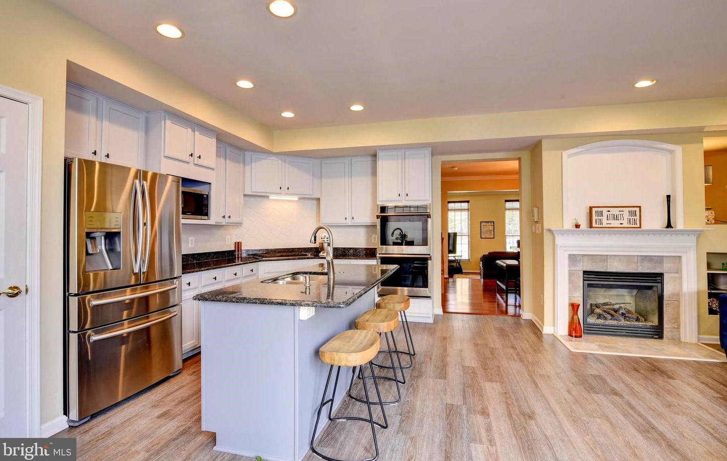 42494 Legacy Park Dr, Ashburn VA  20148-5616 exterior