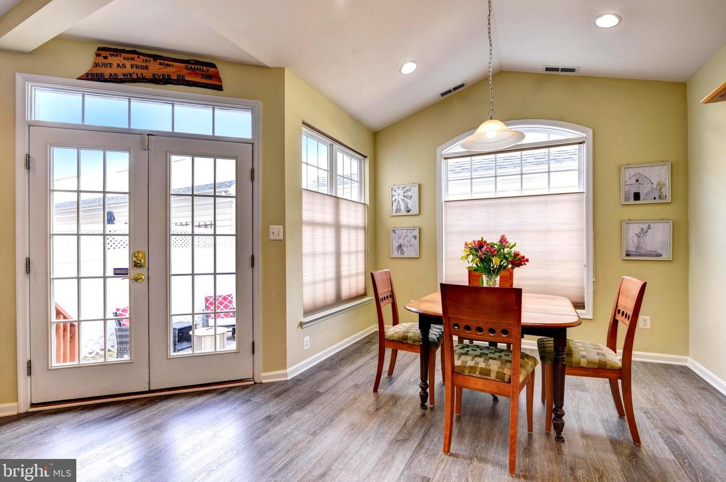 42494 Legacy Park Dr, Ashburn VA  20148-5616 exterior