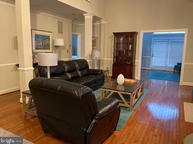 20132 Valhalla Sq, Ashburn, VA 20147