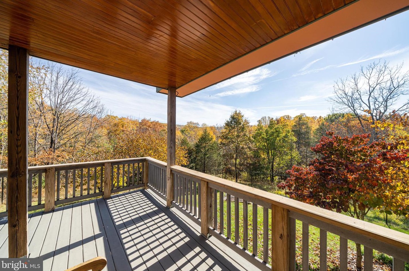 12606 Trillium Glen Ln, Lovettsville, VA 20180