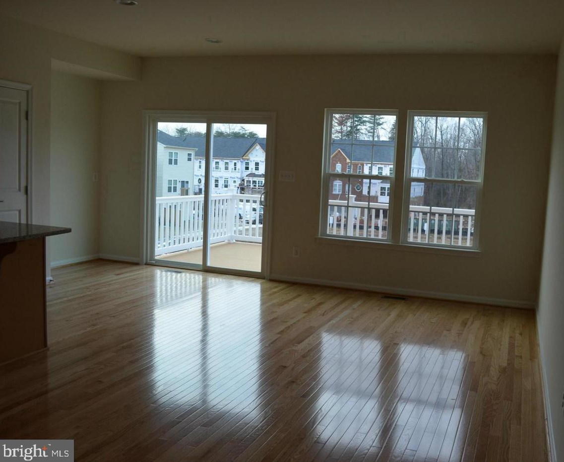 22861 Chestnut Oak Ter, Dulles VA  20166-4464 exterior