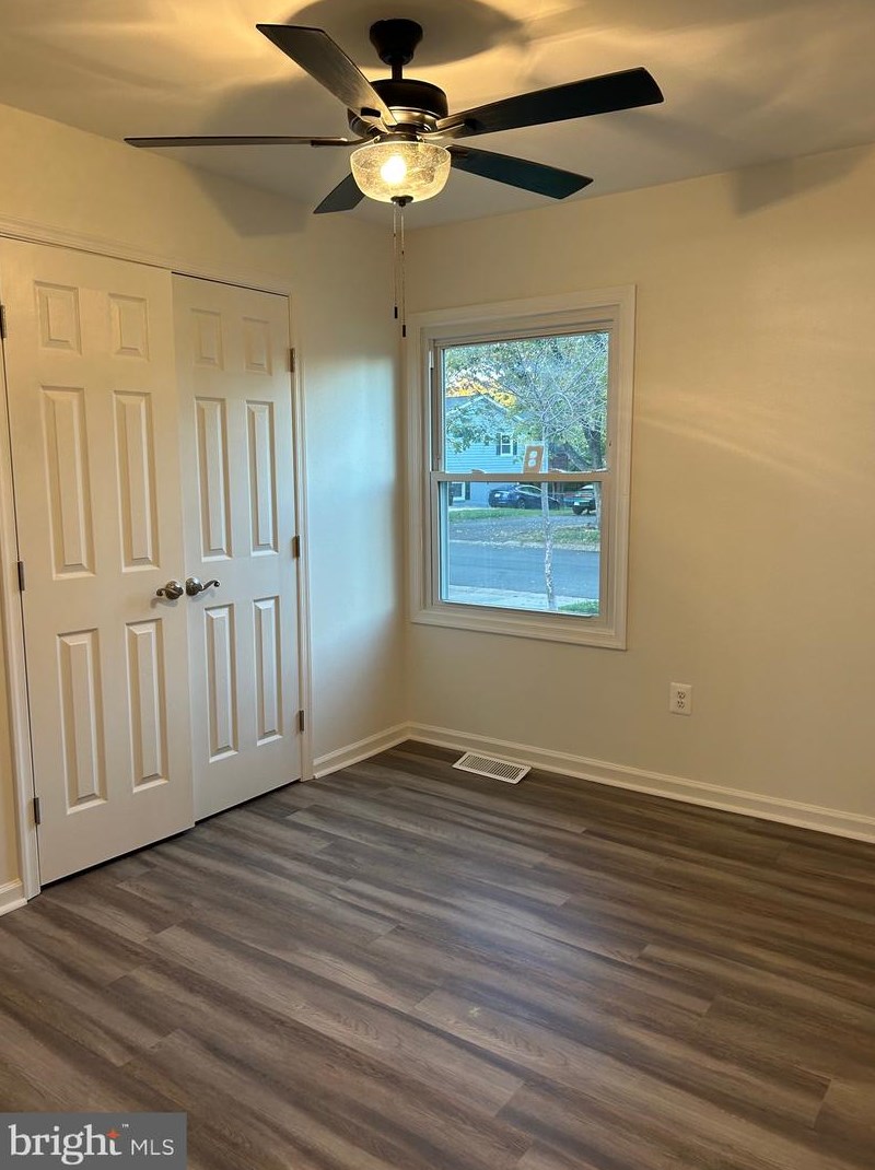 607 Nettle Tree Rd, Dulles VA  20164-4725 exterior