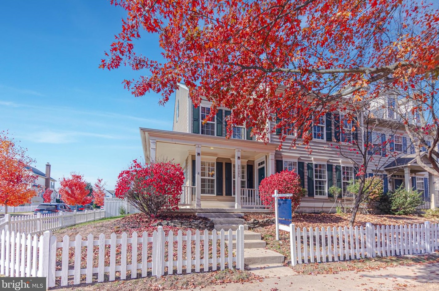 20385 Bowfonds St, Ashburn, VA 20147-7405