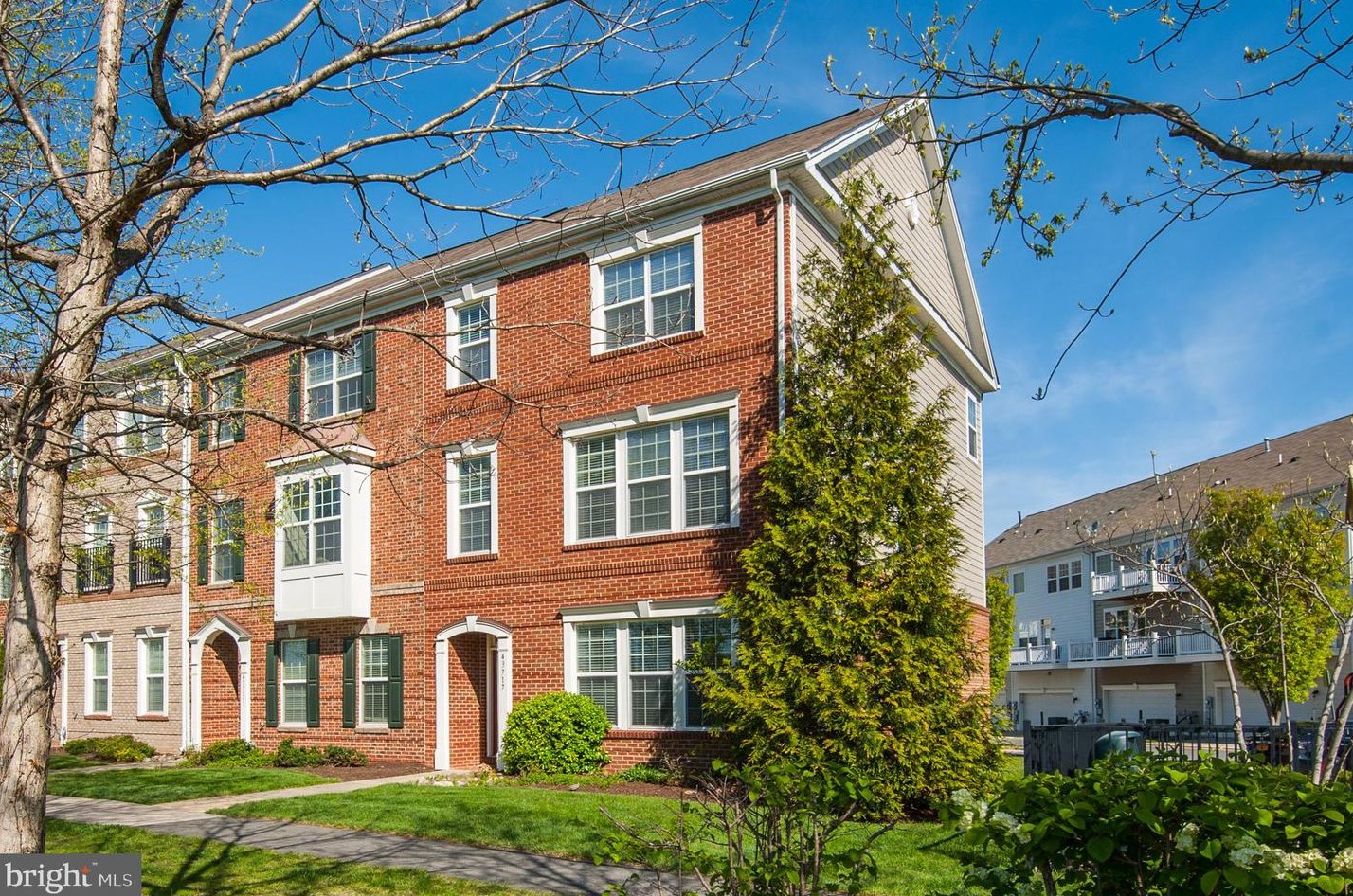 43717 Gold Hill Sq, Leesburg, VA 20176