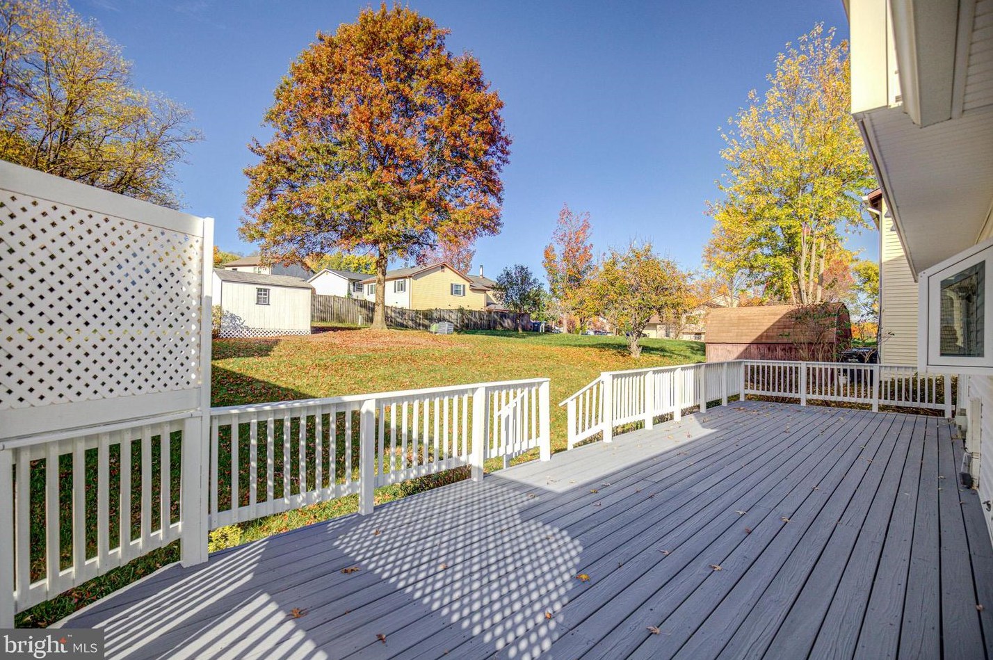 203 Keyes Ct, Dulles VA  20164-3013 exterior