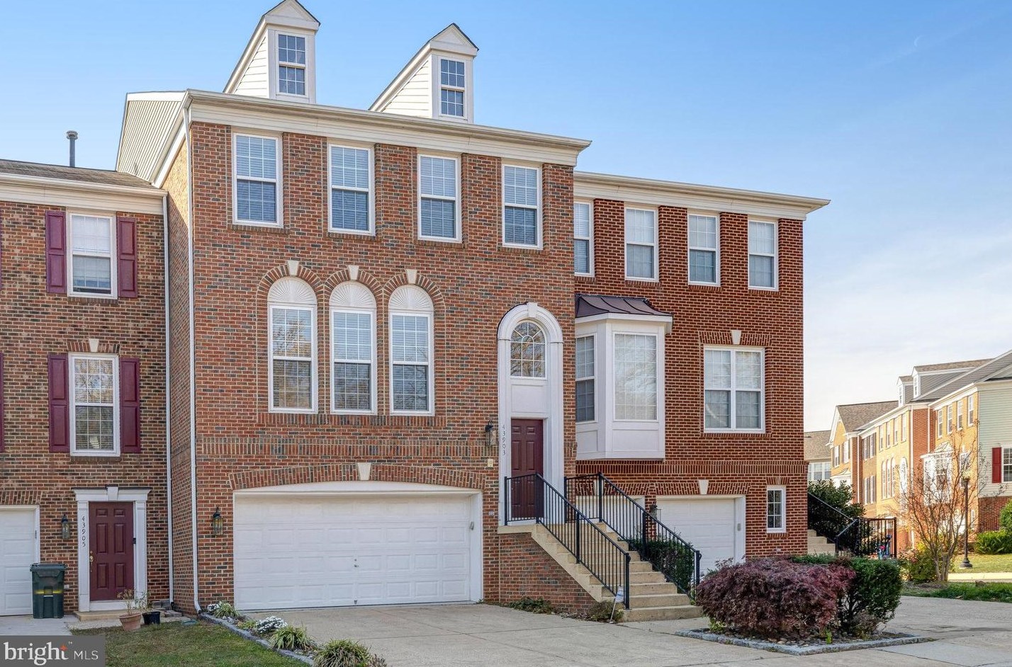 43903 Thorncroft Ter, Ashburn, VA 20148